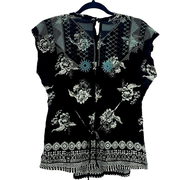 Johnny Was Embroidered Perlette Tie-Back Silk Blouse Short Sleeve Size S NWT - Picture 7 of 9